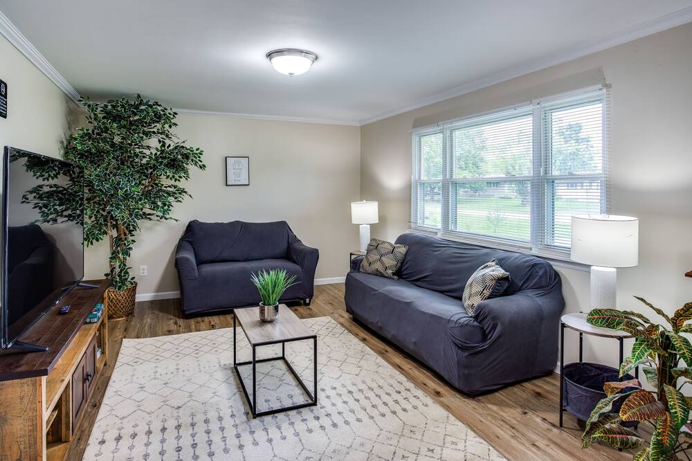 Photo of Livingroom in Rochester