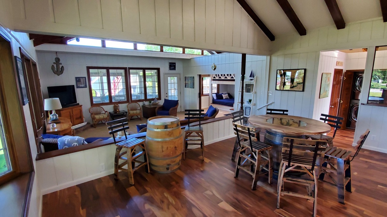 Photo of Livingroom in Put-in-Bay