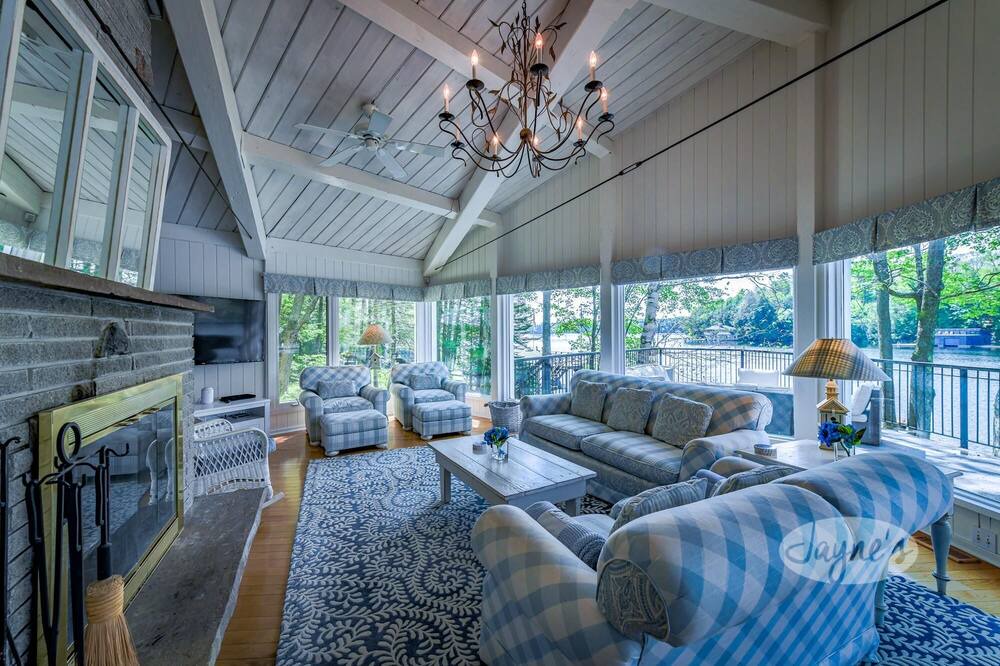 Photo of Livingroom in Torrance