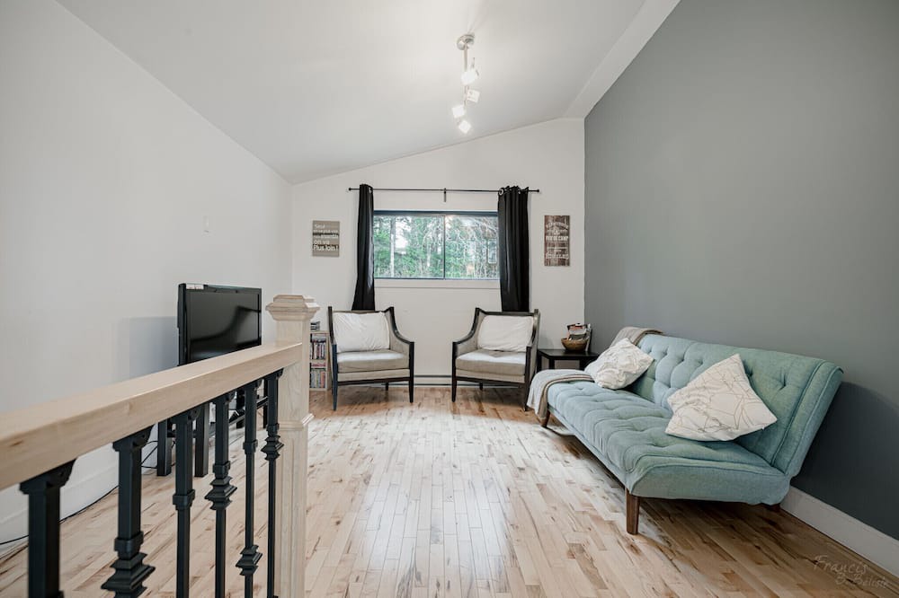 Photo of Livingroom in Saint-Sauveur