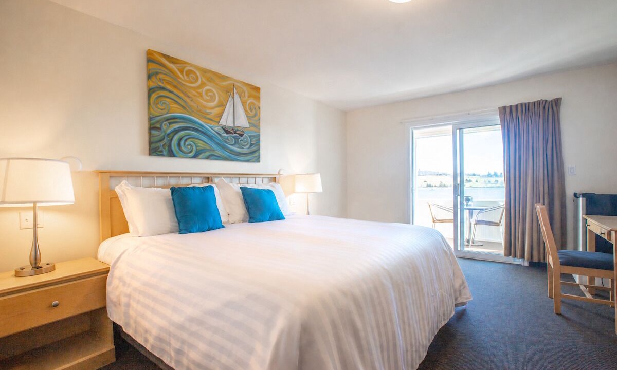 Photo of Bedroom in Lunenburg