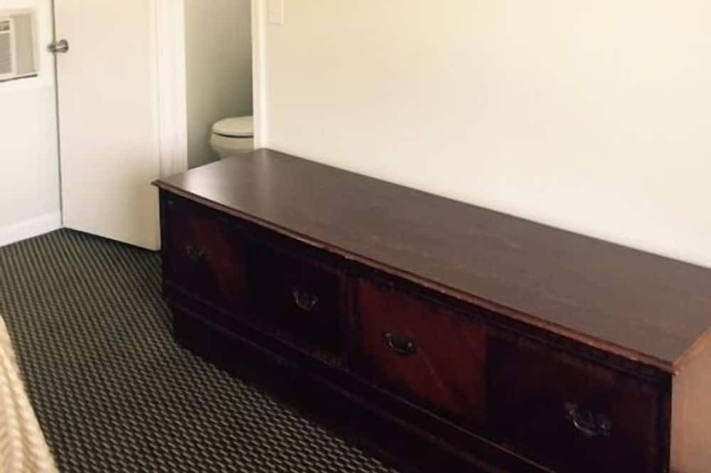 Photo of Bathroom in Clyde