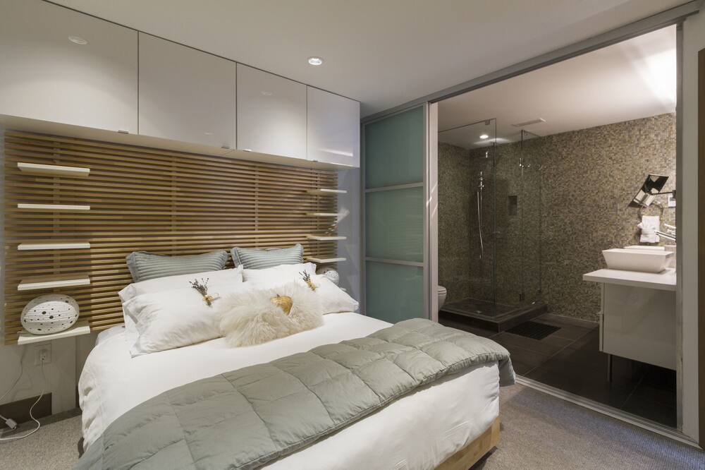 Photo of Bedroom in Whistler