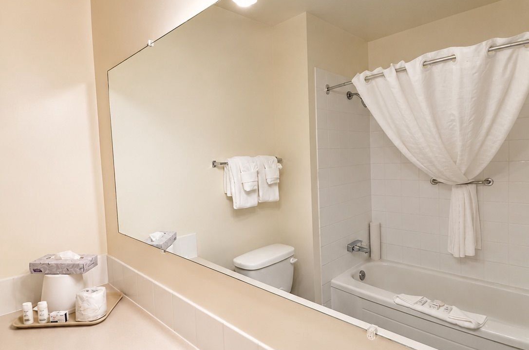 Photo of Bathroom in Chetwynd