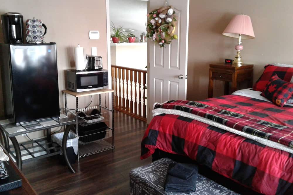 Photo of Bedroom in Northwest Edmonton