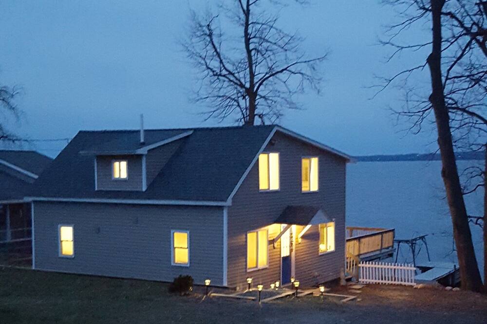 Photo of Outdoor in Romulus
