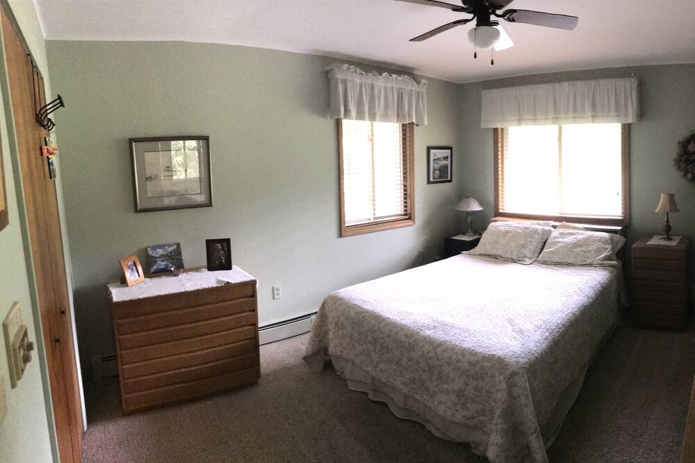 Photo of Bedroom in Cheboygan