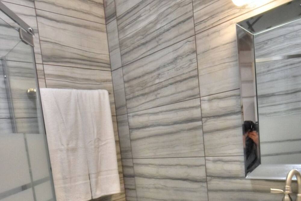 Photo of Bathroom in Chautauqua