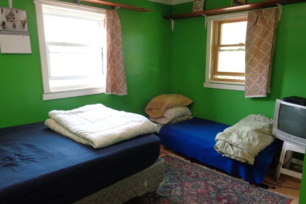 Photo of Bedroom in Lakeside