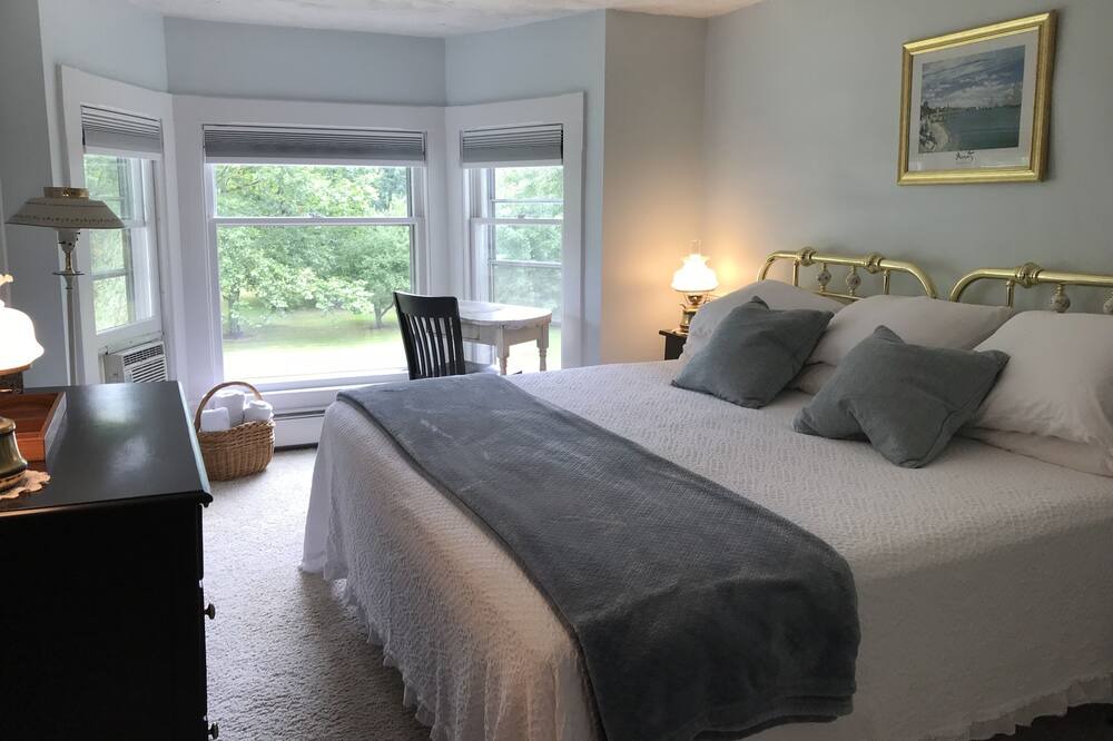 Photo of Bedroom in Albion
