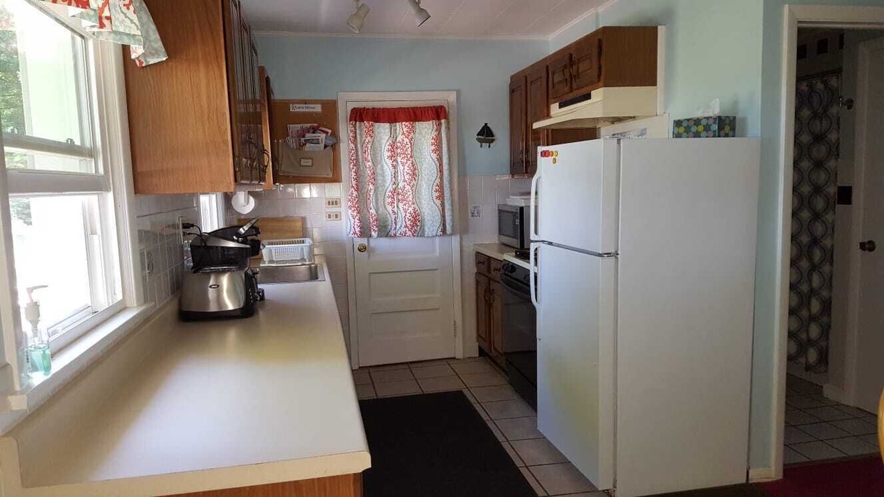 Photo of Kitchen in Madison-on-the-Lake
