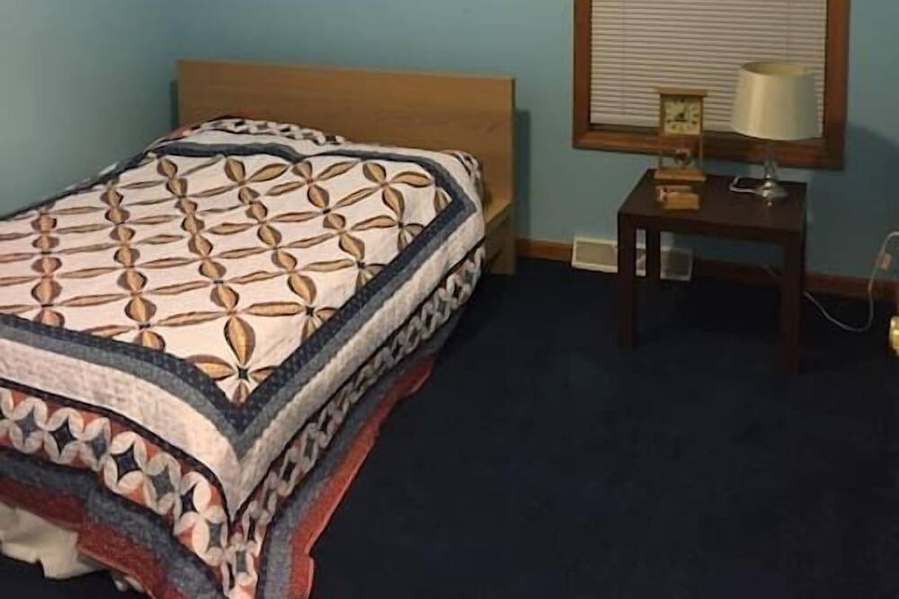 Photo of Bedroom in Erie