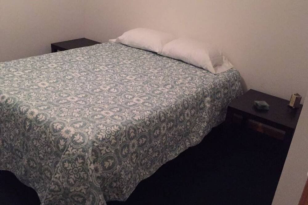 Photo of Bedroom in Erie