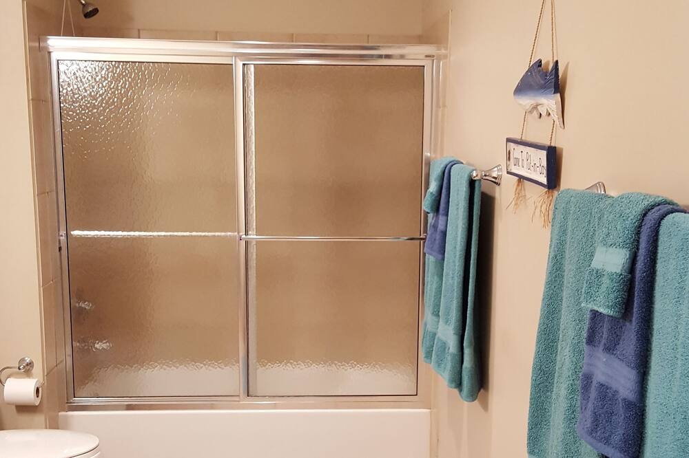Photo of Bathroom in Sandusky