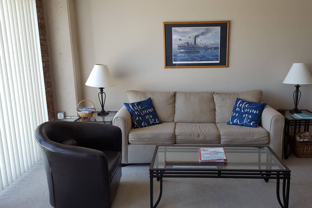 Photo of Bedroom in Sandusky