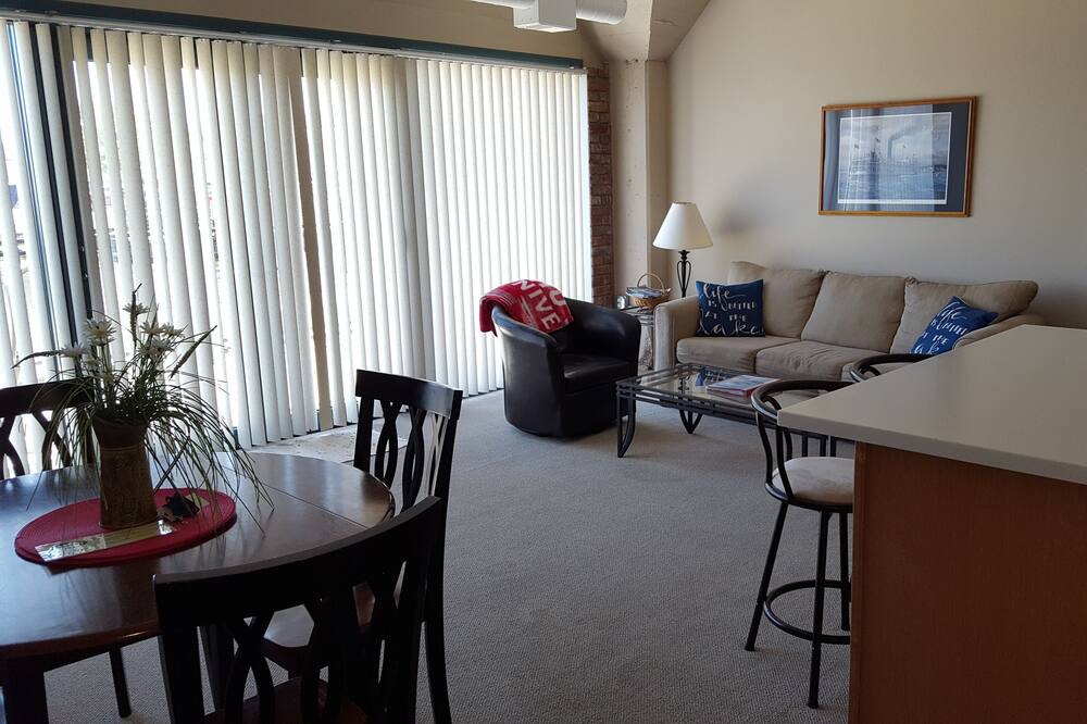 Photo of Bedroom in Sandusky