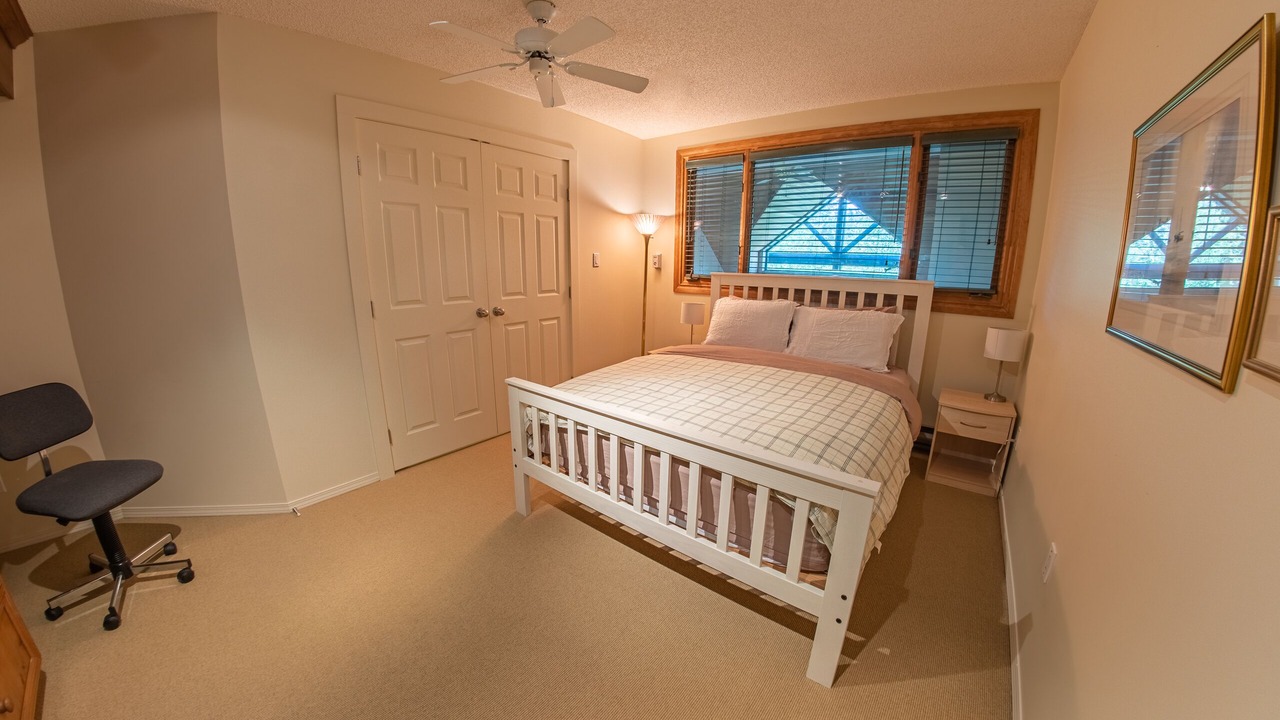 Photo of Bedroom in Upper Village