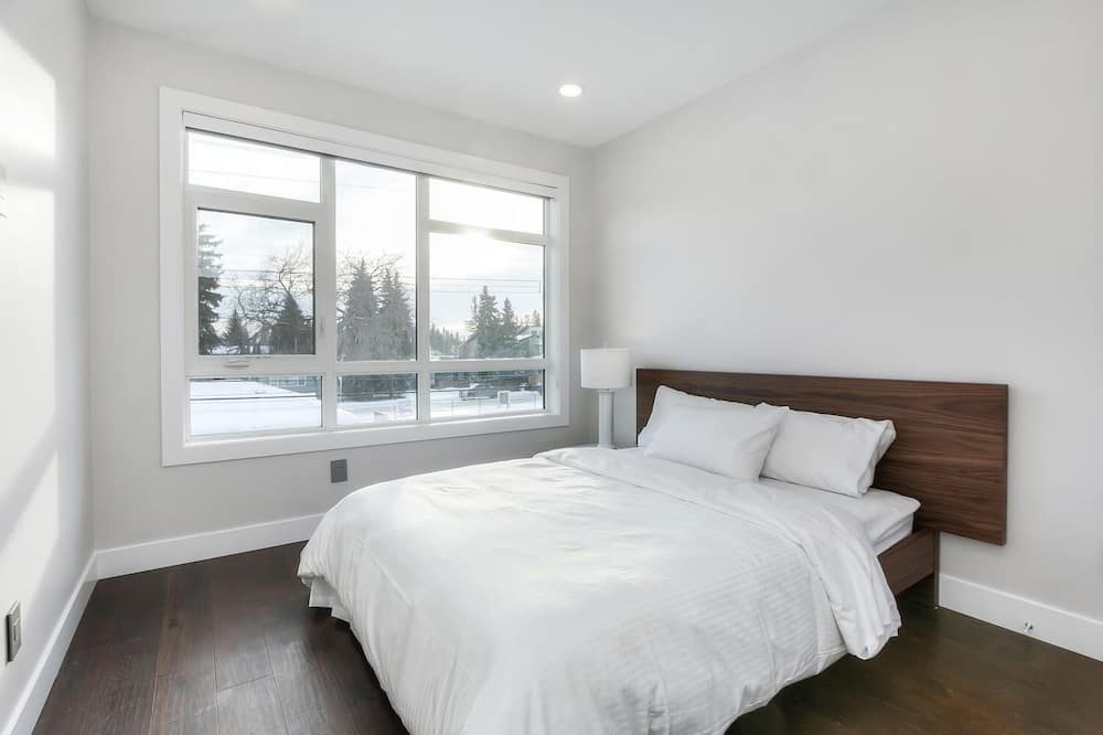 Photo of Others in West Edmonton