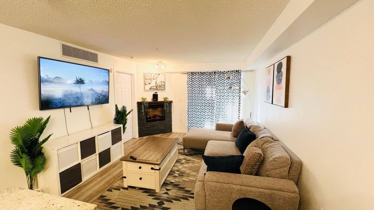 Photo of Livingroom in Downtown Edmonton
