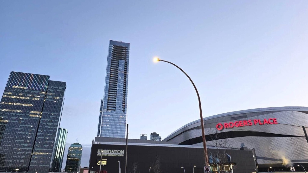 Photo of Livingroom in Downtown Edmonton