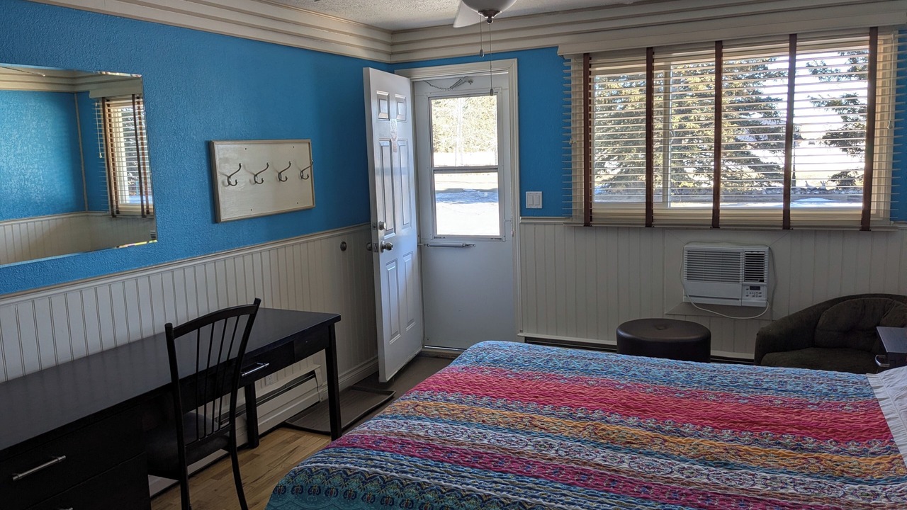 Photo of Bedroom in Killam