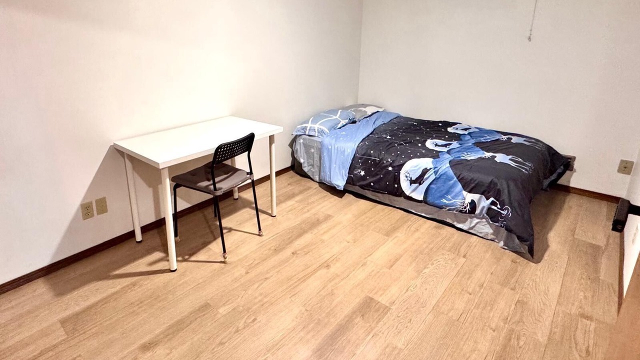 Photo of Bedroom in Northwest Calgary