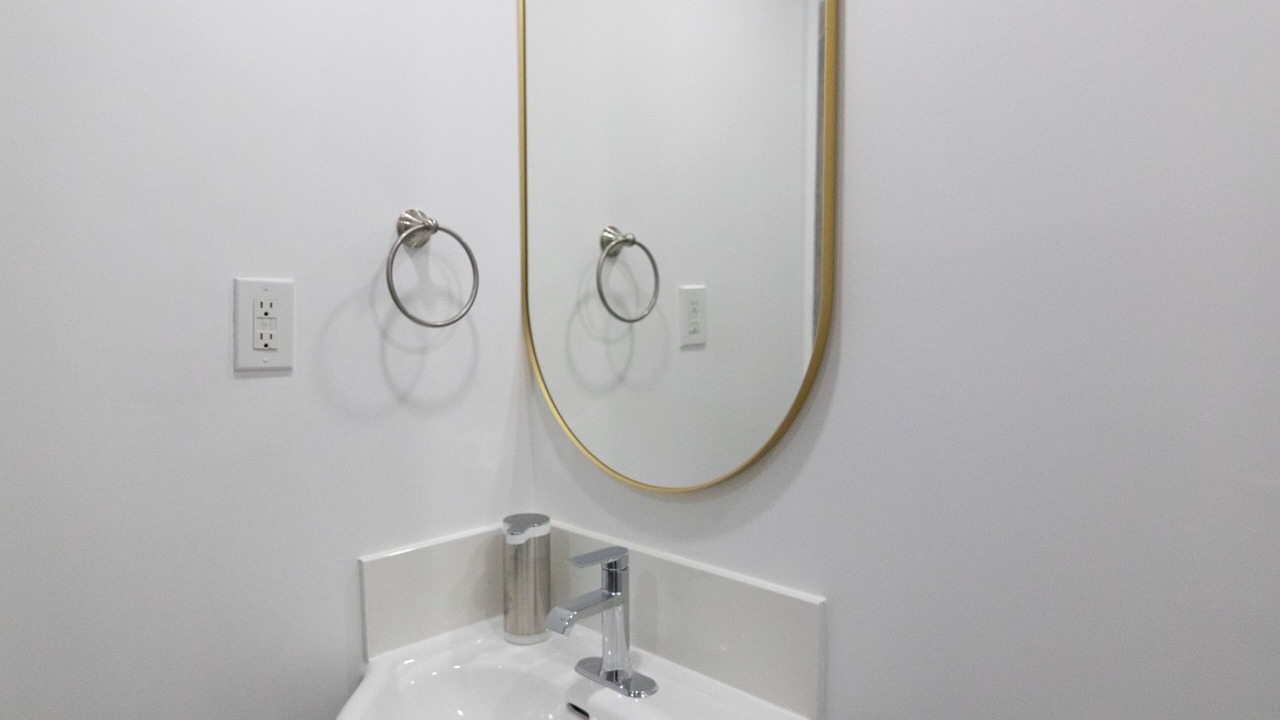 Photo of Bathroom in Parkdale