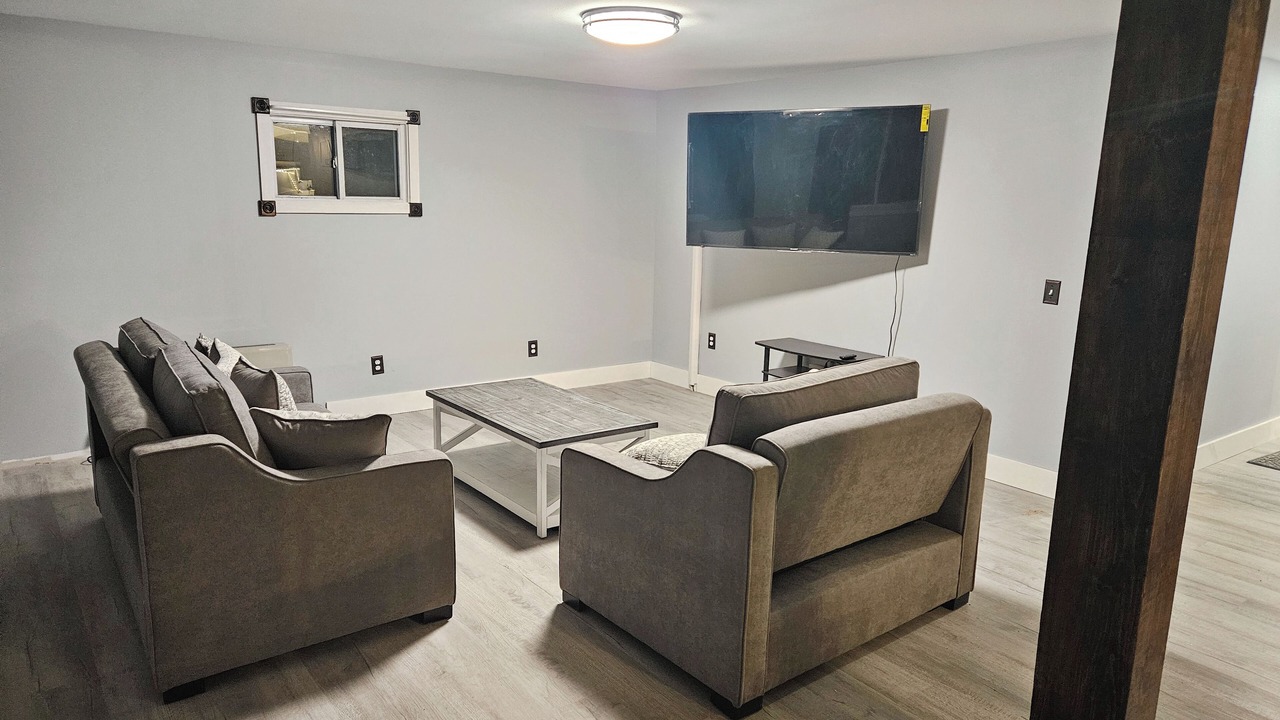 Photo of Livingroom in Howland
