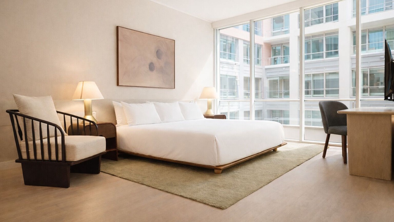 Photo of Bedroom in Fashion District