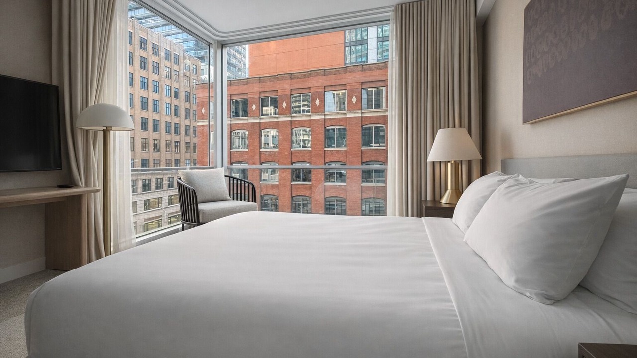 Photo of Bedroom in Fashion District