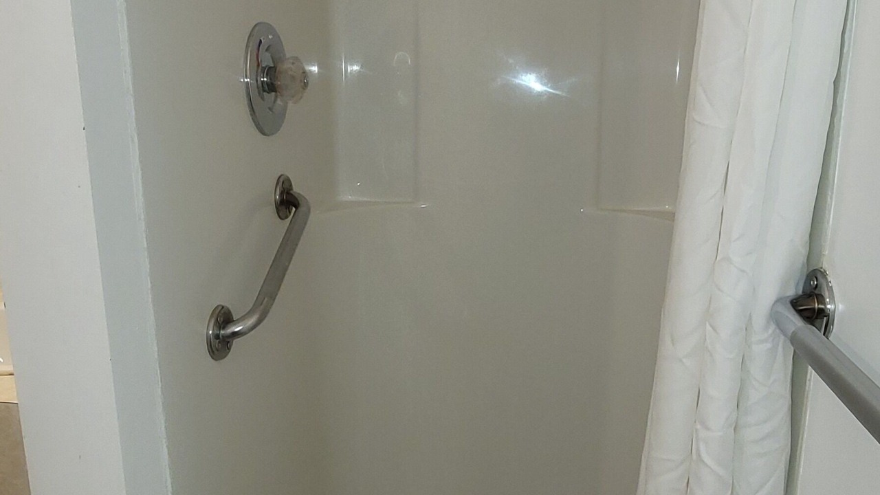 Photo of Bathroom in Neepawa