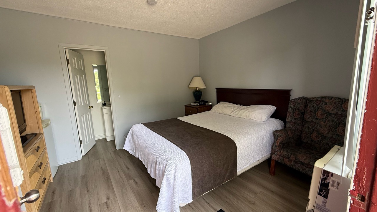Photo of Bedroom in Dunnville
