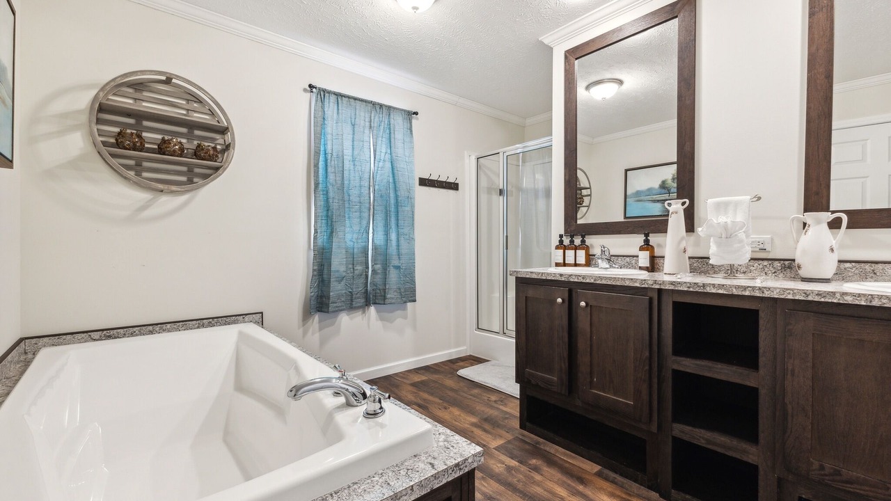 Photo of Bathroom in Port Clinton