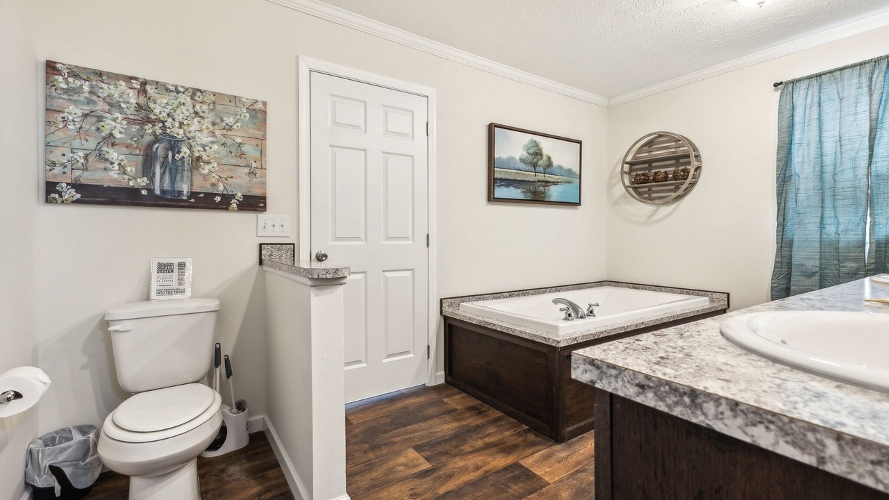 Photo of Bathroom in Port Clinton