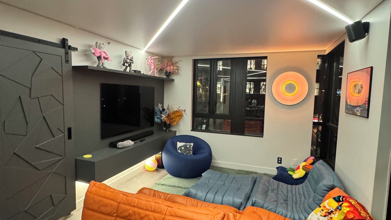 Photo of Livingroom in Yaletown