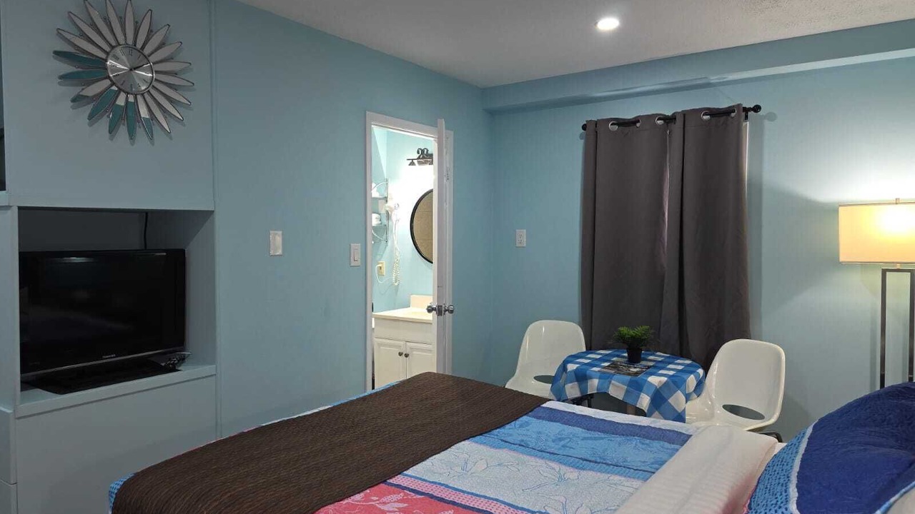 Photo of Bedroom in Kincardine