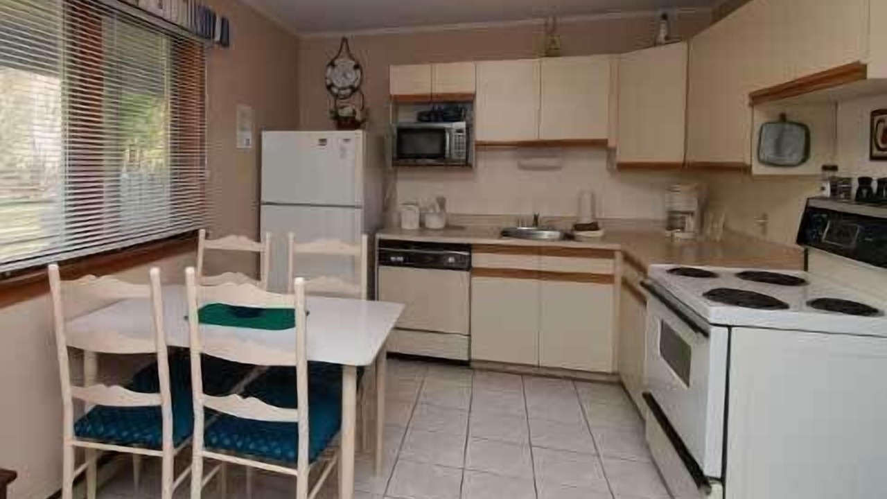 Photo of Kitchen in Port Elgin