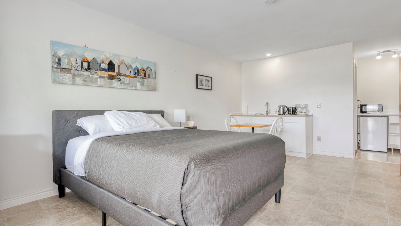 Photo of Bedroom in Lunenburg