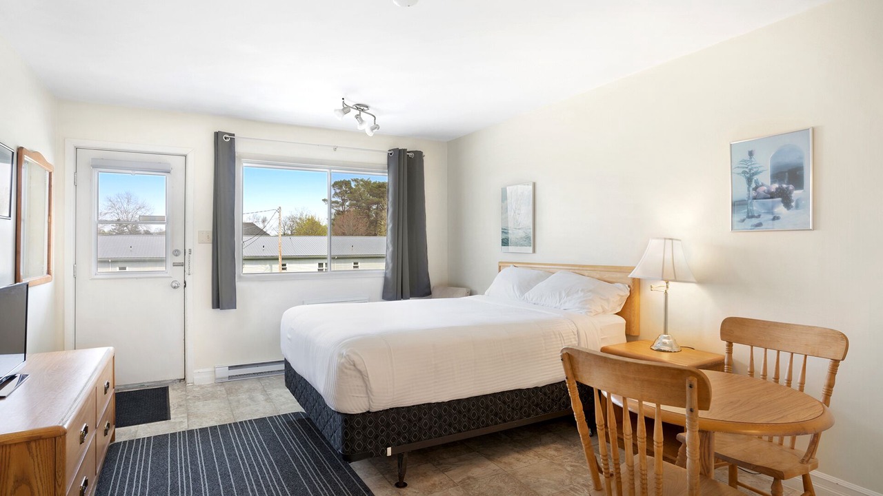Photo of Bedroom in Lunenburg