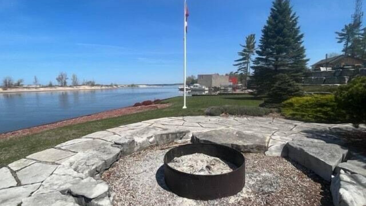 Photo of Outdoor in Wasaga Beach