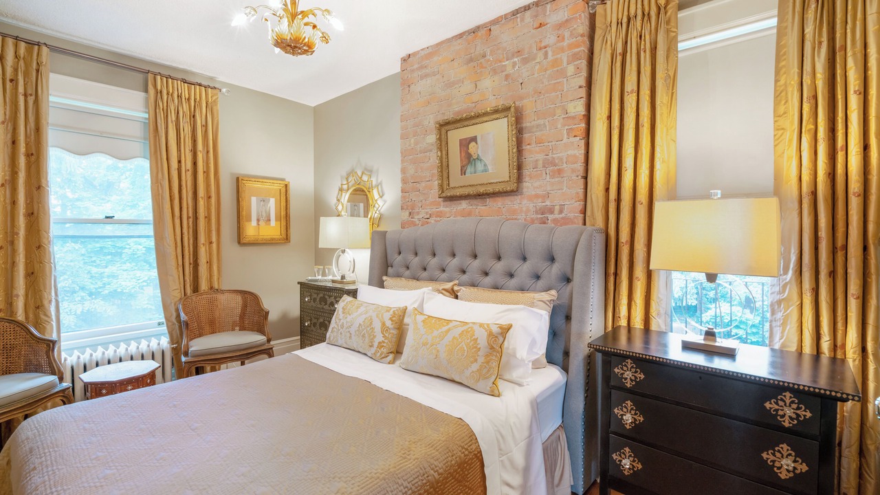 Photo of Bedroom in Niagara Falls