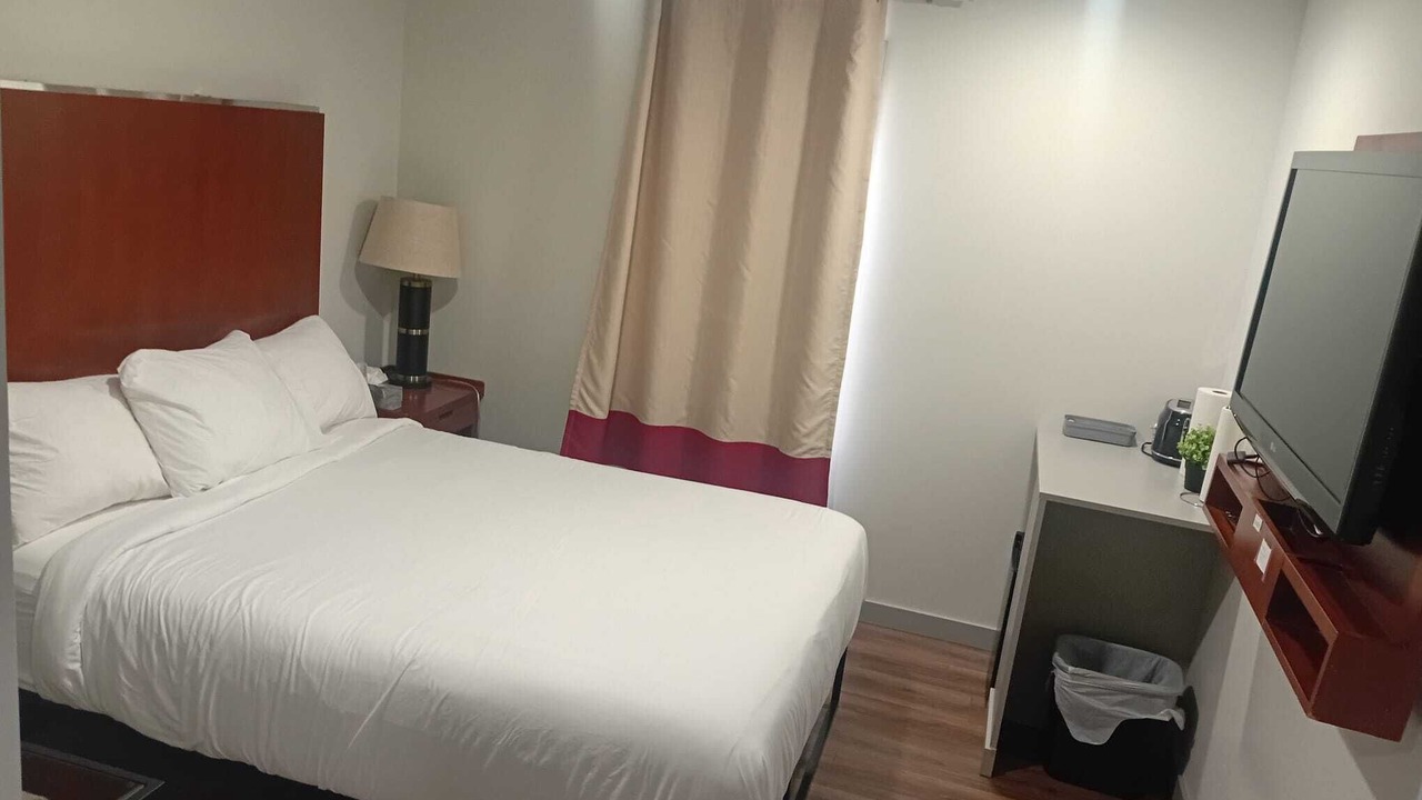 Photo of Bedroom in Elk Point
