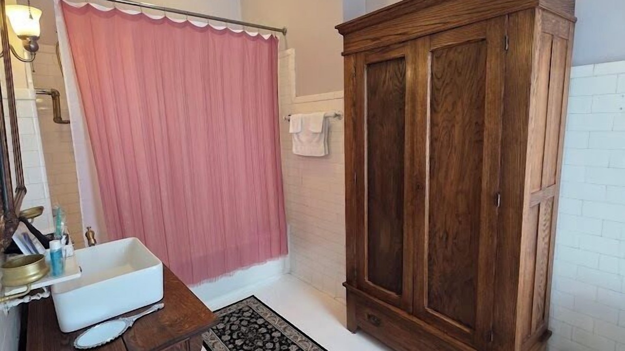 Photo of Bathroom in Downtown Toledo
