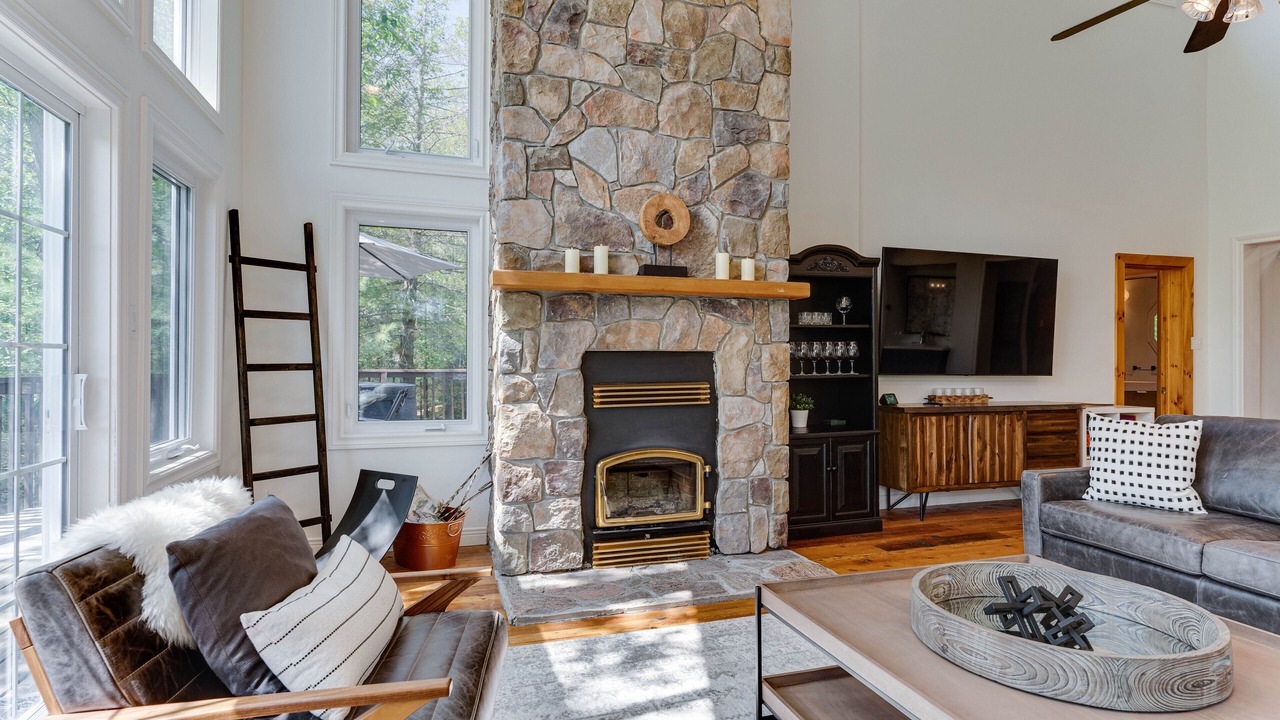 Photo of Livingroom in Georgian Bay