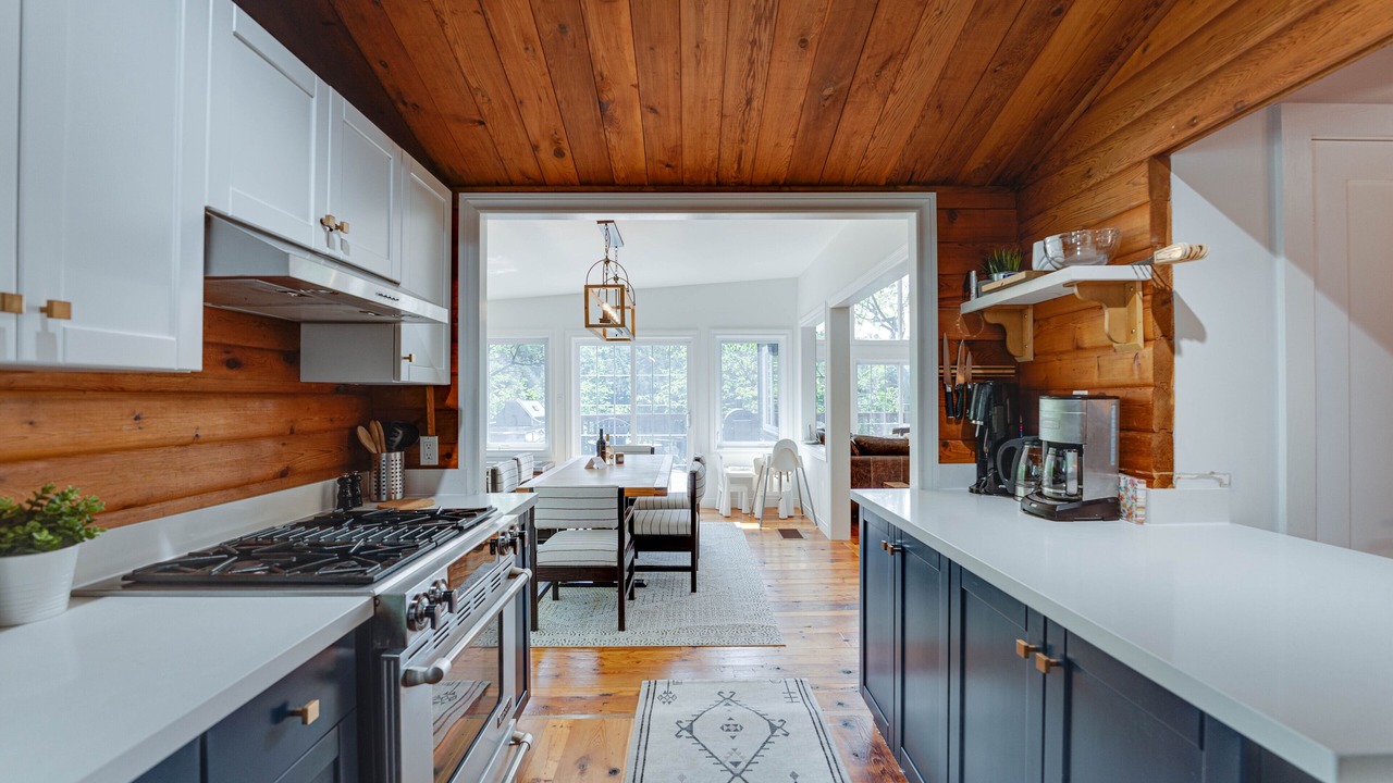Photo of Kitchen in Georgian Bay