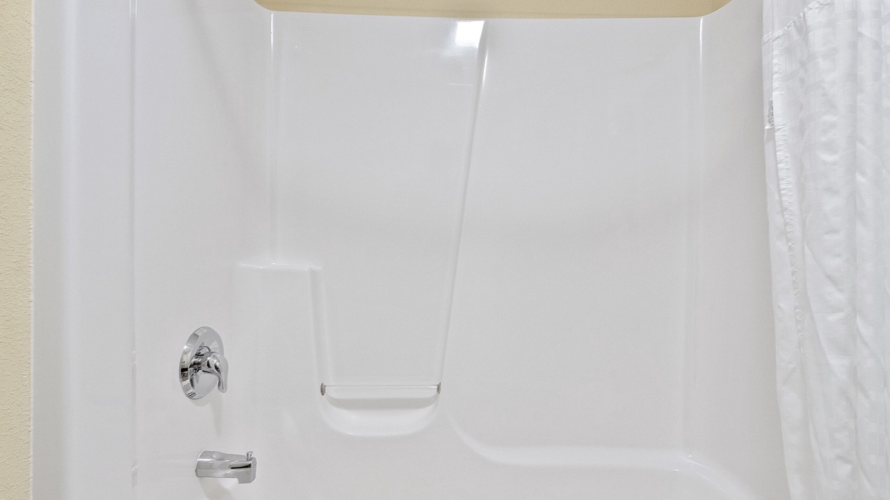 Photo of Bathroom in Kelleys Island