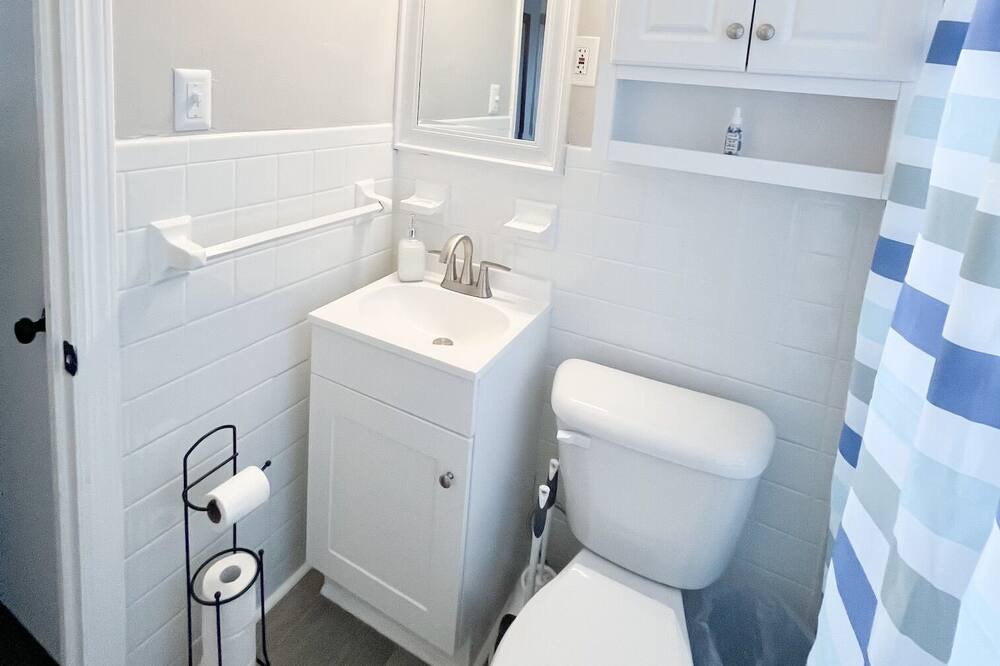 Photo of Bathroom in Kamm's Corners