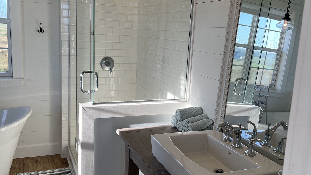 Photo of Bathroom in Sea View