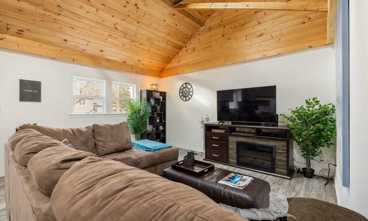Photo of Livingroom in Prince Edward