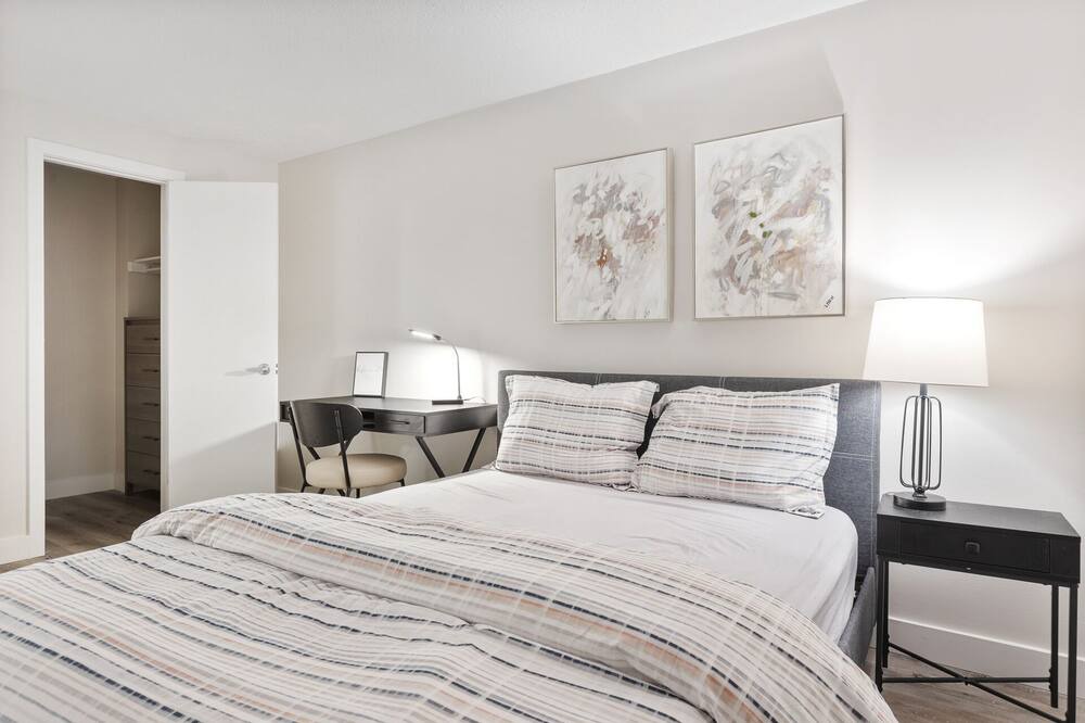 Photo of Bedroom in Ottawa Division